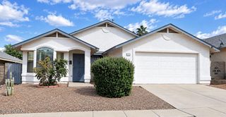 8906 N Cahill Way, Tucson, AZ 85742