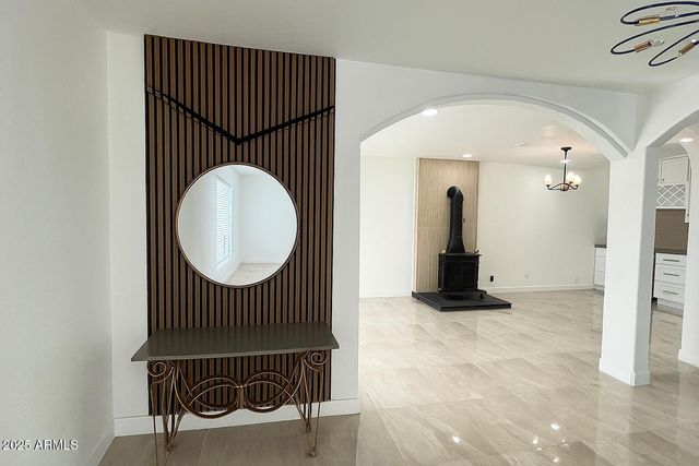 6842 N 14TH Streets, Phoenix, AZ 85014