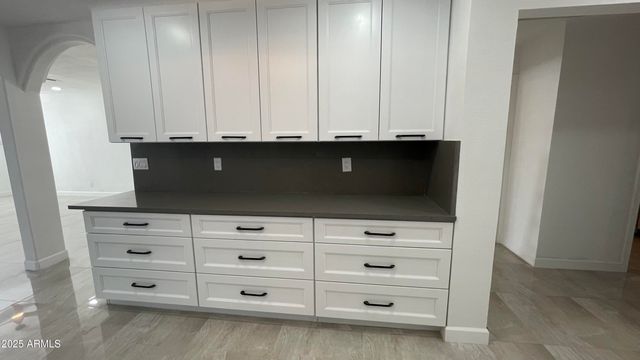 6842 N 14TH Streets, Phoenix, AZ 85014