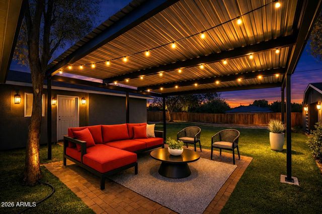 6842 N 14TH Streets, Phoenix, AZ 85014