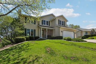 422 Oakwood Drive, Oregon, WI 53575