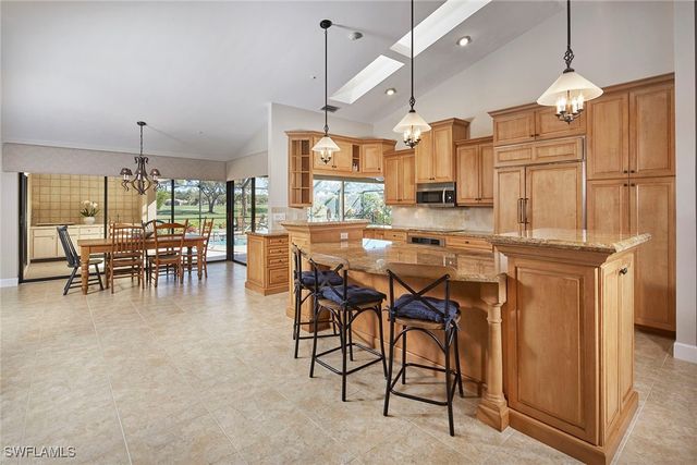 208 Silverado DR, Naples, FL 34119