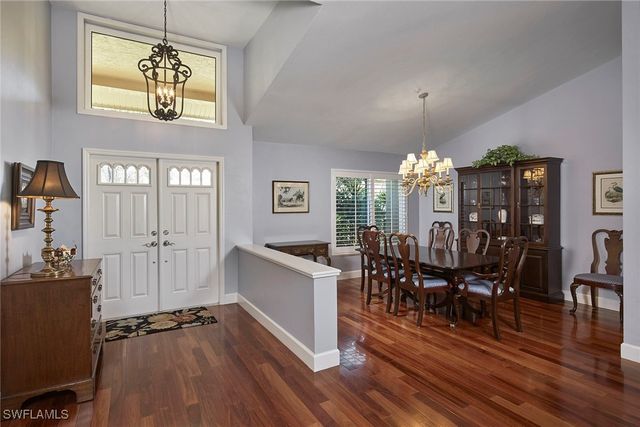 208 Silverado DR, Naples, FL 34119