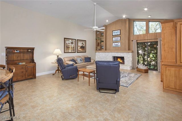 208 Silverado DR, Naples, FL 34119