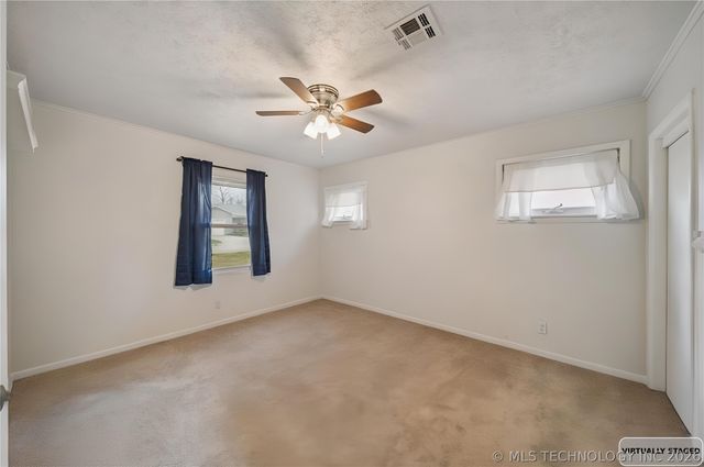 1335 N McFarland Place, Claremore, OK 74017