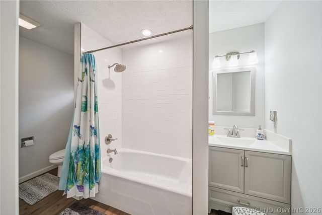 1335 N McFarland Place, Claremore, OK 74017