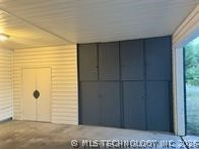 1335 N McFarland Place, Claremore, OK 74017