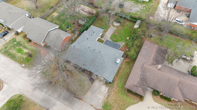 1335 N McFarland Place, Claremore, OK 74017