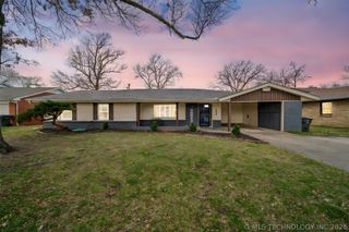 1335 N McFarland Place, Claremore, OK 74017