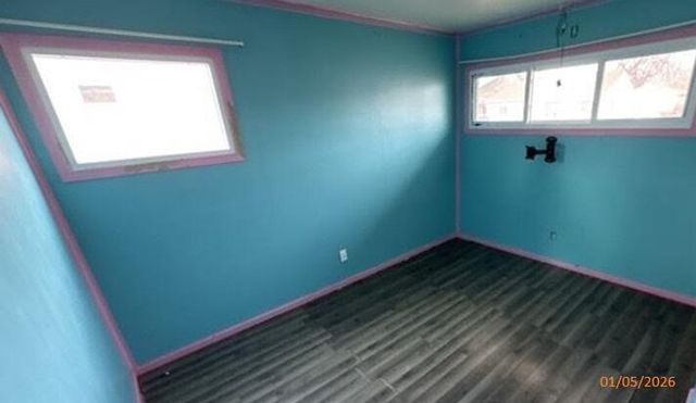 2731 AVE H, Council Bluffs, IA 51501