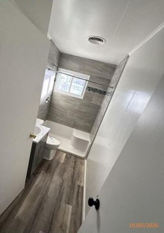 2731 AVE H, Council Bluffs, IA 51501