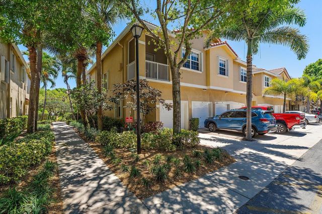 114 Lighthouse Circle Unit C, Tequesta, FL 33469