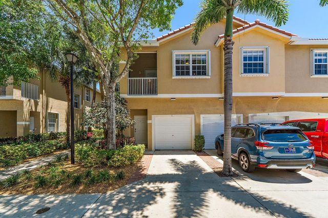 114 Lighthouse Circle Unit C, Tequesta, FL 33469