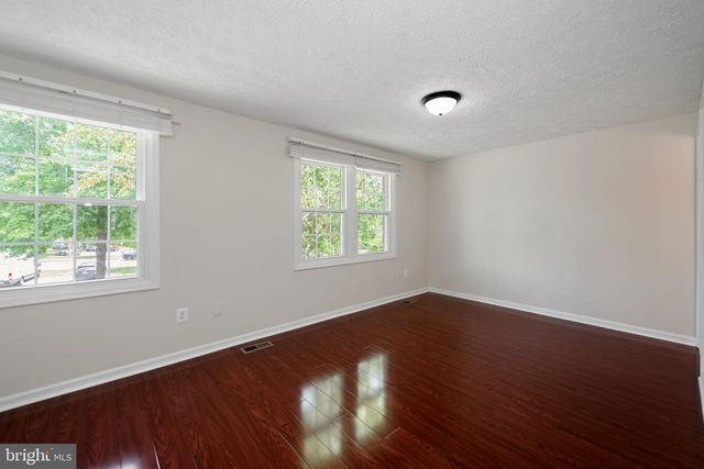 6324 LIGHTBURN CT, Centreville, VA 20121