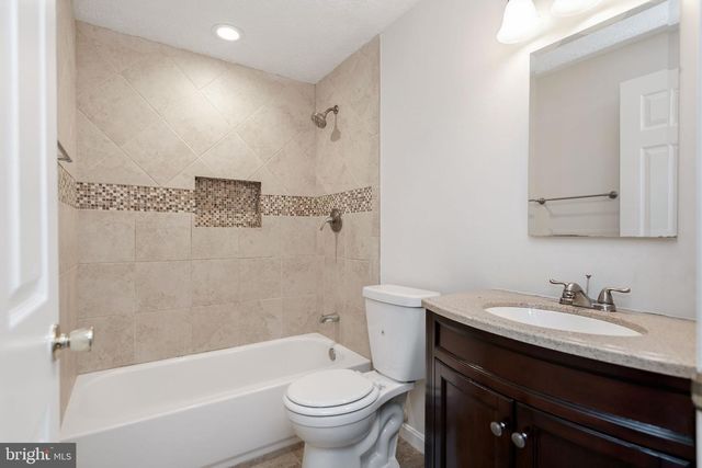 6324 LIGHTBURN CT, Centreville, VA 20121
