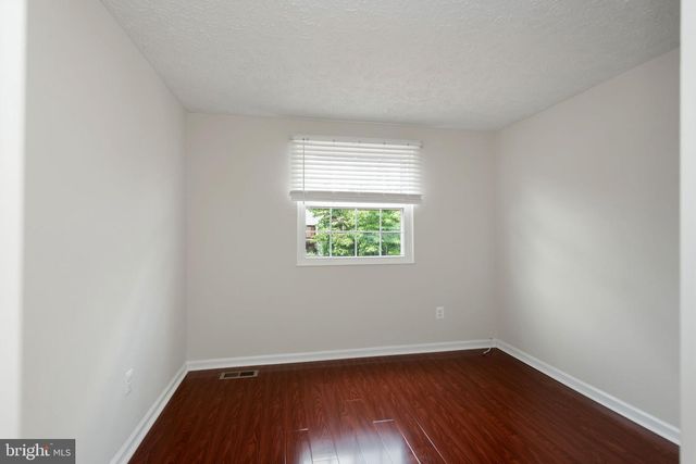 6324 LIGHTBURN CT, Centreville, VA 20121