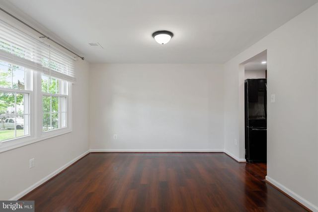 6324 LIGHTBURN CT, Centreville, VA 20121