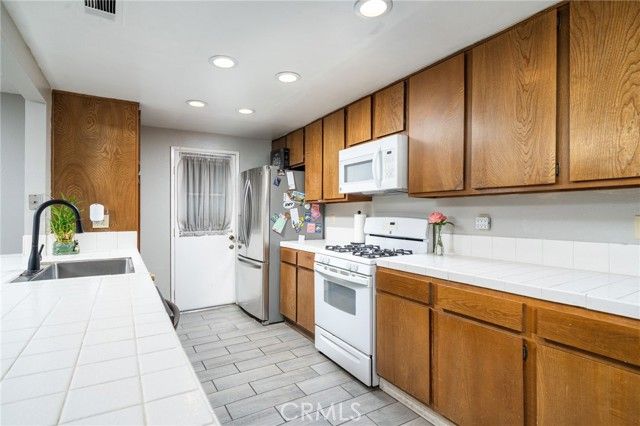 22586 Main Street, Grand Terrace, CA 92313