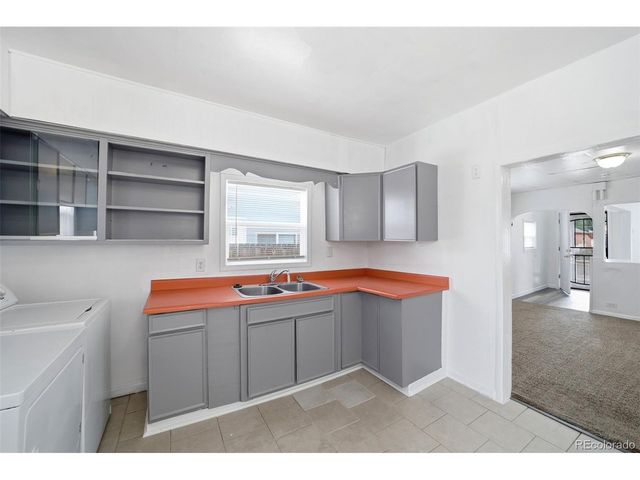 1437 Cypress St, Pueblo, CO 81004