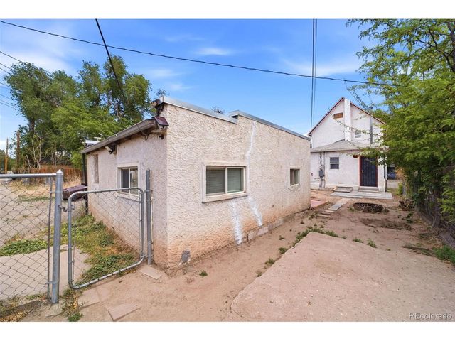1437 Cypress St, Pueblo, CO 81004