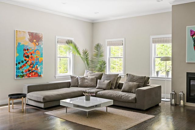 122 Green St., Northborough, MA 01532