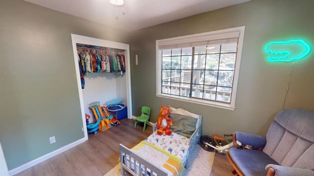 15798 Names Dr, Grass Valley, CA 95949