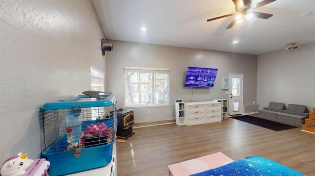 15798 Names Dr, Grass Valley, CA 95949