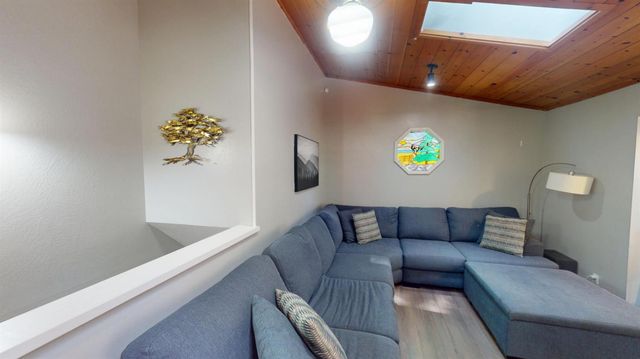 15798 Names Dr, Grass Valley, CA 95949