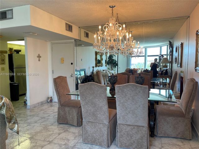20100 W Country Club Drive 507, Aventura, FL 33180