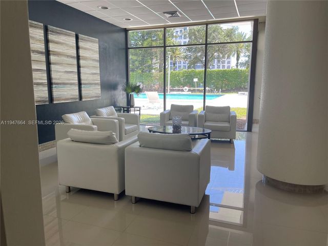 20100 W Country Club Drive 507, Aventura, FL 33180