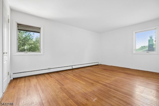 96 Harrison Ave, Roseland Boro, NJ 07068