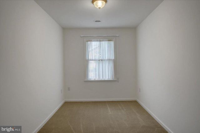 19446 SAPPHIRE DR, Hagerstown, MD 21742