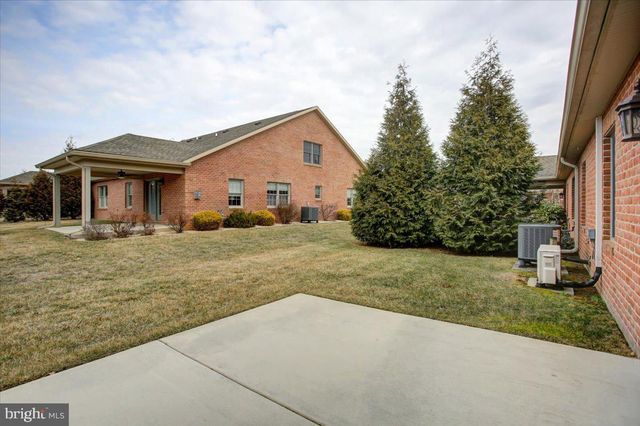 19446 SAPPHIRE DR, Hagerstown, MD 21742