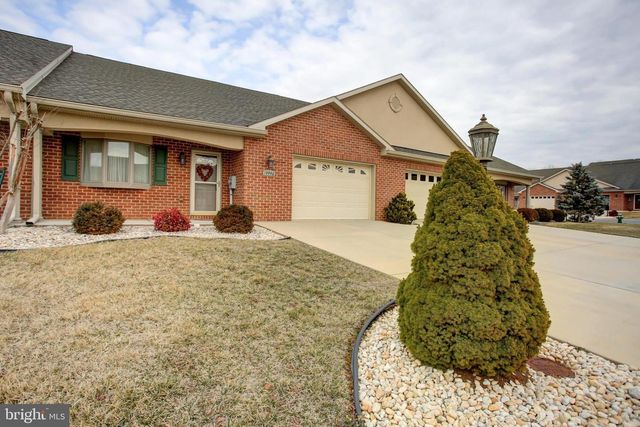 19446 SAPPHIRE DR, Hagerstown, MD 21742