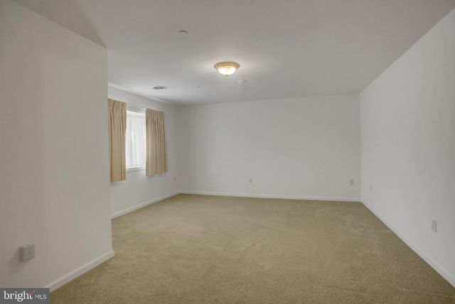 19446 SAPPHIRE DR, Hagerstown, MD 21742