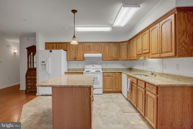 19446 SAPPHIRE DR, Hagerstown, MD 21742