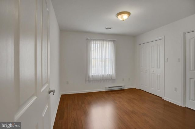 19446 SAPPHIRE DR, Hagerstown, MD 21742
