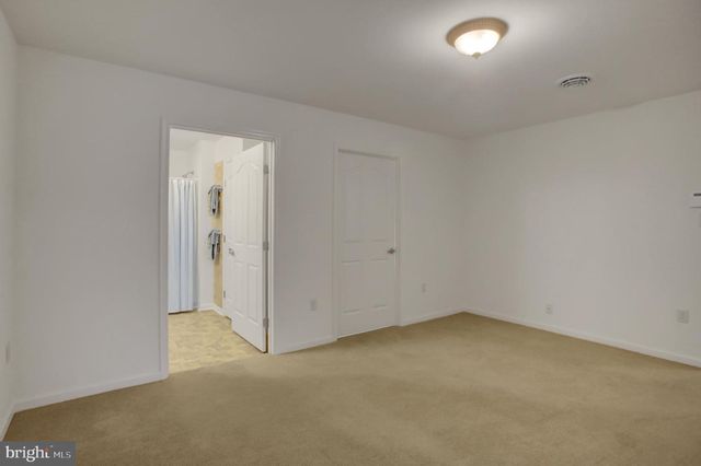 19446 SAPPHIRE DR, Hagerstown, MD 21742