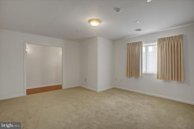 19446 SAPPHIRE DR, Hagerstown, MD 21742