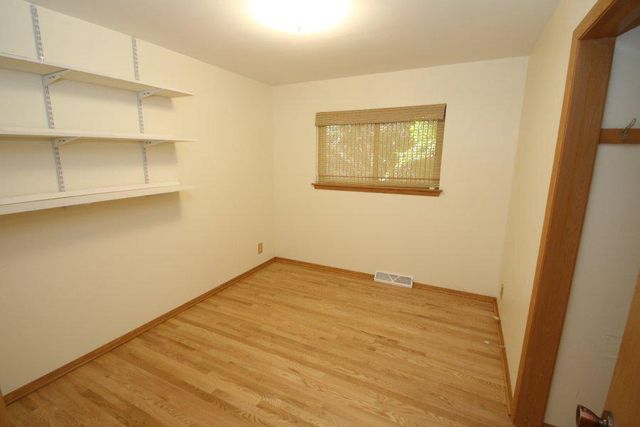 1609 N 71st STREET, Wauwatosa, WI 53213