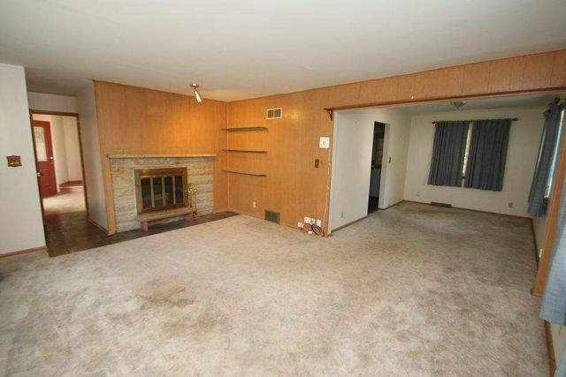 1609 N 71st STREET, Wauwatosa, WI 53213