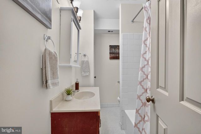 415 S LEE ST, Alexandria, VA 22314