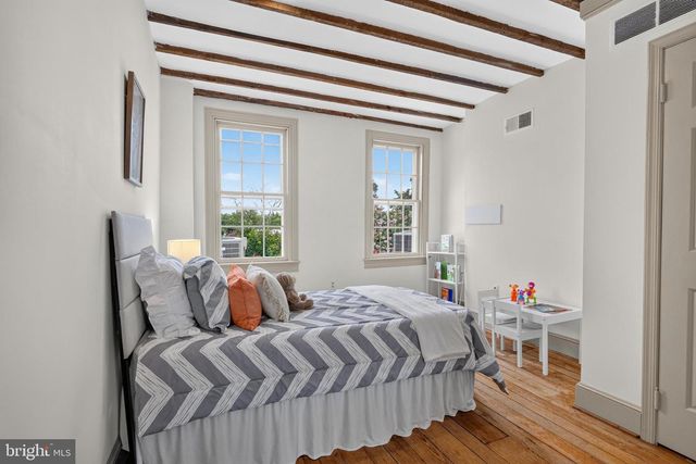 415 S LEE ST, Alexandria, VA 22314