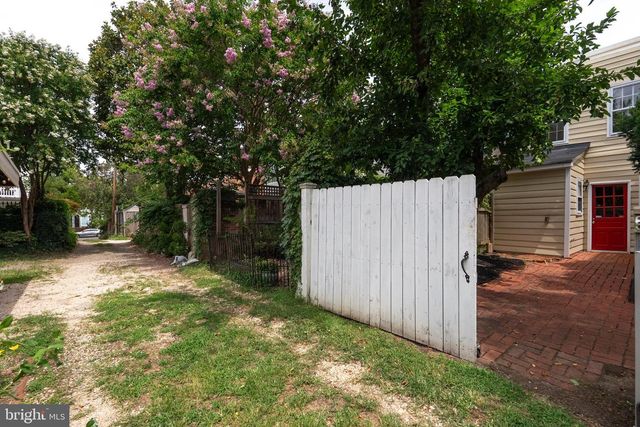 415 S LEE ST, Alexandria, VA 22314