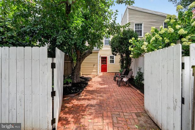 415 S LEE ST, Alexandria, VA 22314