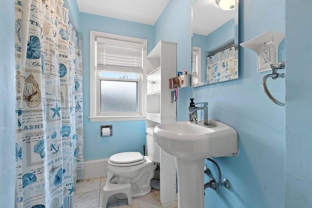 1220 PINECREST ROAD, Green Bay, WI 54313