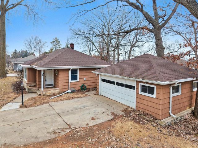 1220 PINECREST ROAD, Green Bay, WI 54313