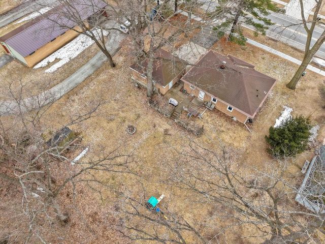 1220 PINECREST ROAD, Green Bay, WI 54313