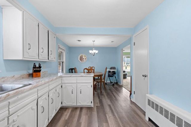 1220 PINECREST ROAD, Green Bay, WI 54313