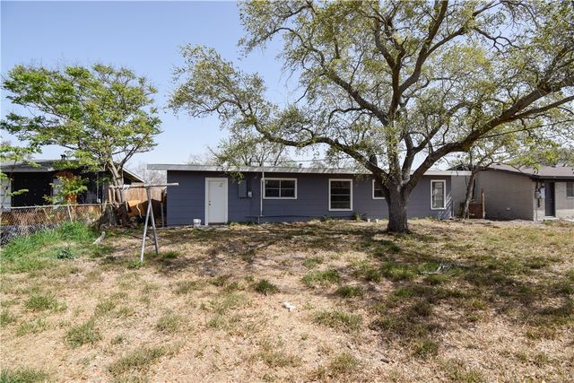 5913 Lucille Dr, Corpus Christi, TX 78412